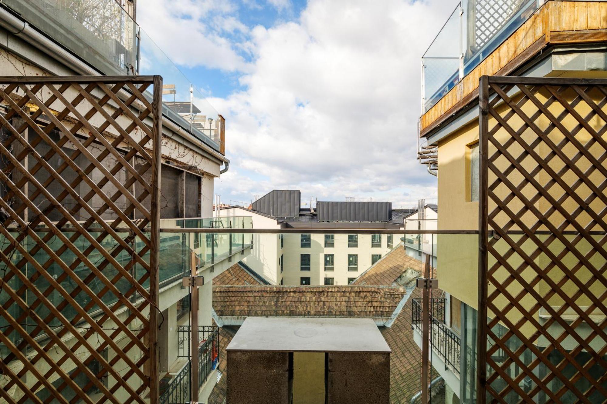 3Bedroom Triplex Rooftop Apartment Budapest Exterior photo