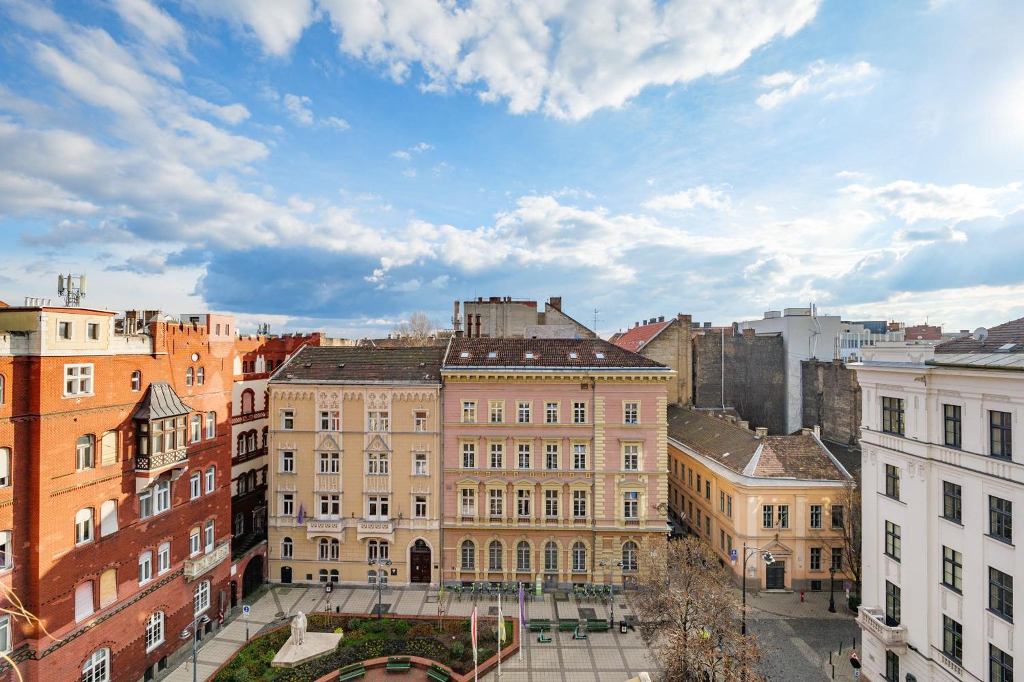 3Bedroom Triplex Rooftop Apartment Budapest Exterior photo
